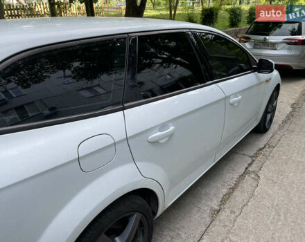 Білий Форд Мондео, об'ємом двигуна 1.8 л та пробігом 315 тис. км за 7200 $, фото 2 на Automoto.ua
