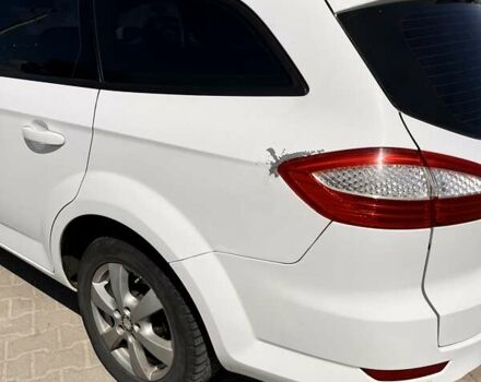 Білий Форд Мондео, об'ємом двигуна 2 л та пробігом 355 тис. км за 6300 $, фото 4 на Automoto.ua