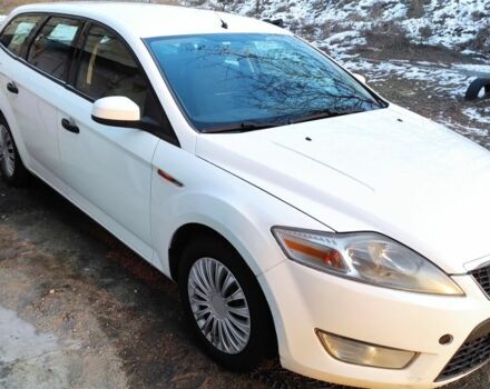 Форд Мондео 2008 в Днепре (Днепропетровске) на Automoto.ua Белый Форд Мондео, объемом двигателя 2 л и пробегом 386 тыс. км за 5700 $, фото 1 на Automoto.ua