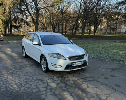 Белый Форд Мондео, объемом двигателя 2 л и пробегом 249 тыс. км за 6600 $, фото 25 на Automoto.ua