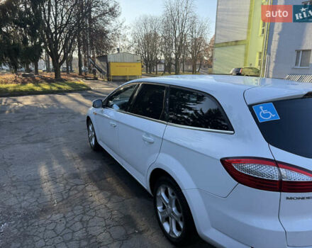 Белый Форд Мондео, объемом двигателя 2 л и пробегом 249 тыс. км за 6600 $, фото 36 на Automoto.ua