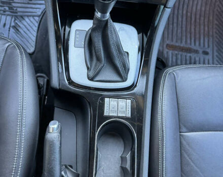 Белый Форд Мондео, объемом двигателя 2 л и пробегом 249 тыс. км за 6600 $, фото 27 на Automoto.ua