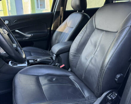 Белый Форд Мондео, объемом двигателя 2 л и пробегом 249 тыс. км за 6600 $, фото 8 на Automoto.ua