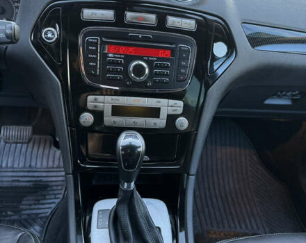 Белый Форд Мондео, объемом двигателя 2 л и пробегом 249 тыс. км за 6600 $, фото 7 на Automoto.ua