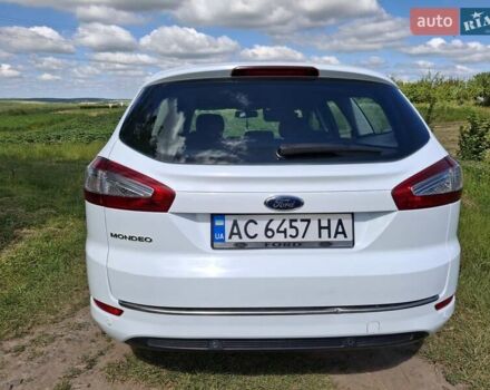 Белый Форд Мондео, объемом двигателя 2 л и пробегом 268 тыс. км за 9800 $, фото 25 на Automoto.ua
