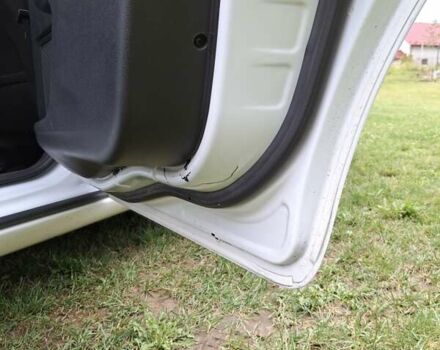 Білий Форд Мондео, об'ємом двигуна 2 л та пробігом 270 тис. км за 9500 $, фото 21 на Automoto.ua