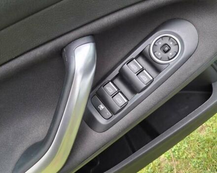 Білий Форд Мондео, об'ємом двигуна 2 л та пробігом 270 тис. км за 9500 $, фото 15 на Automoto.ua