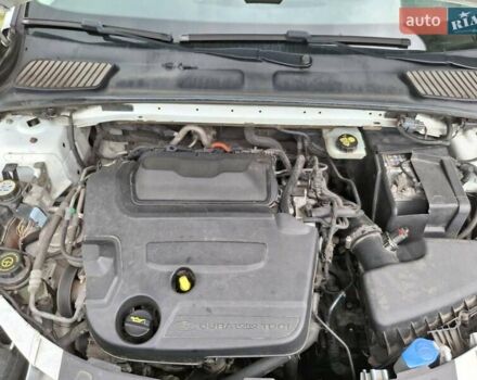 Білий Форд Мондео, об'ємом двигуна 2 л та пробігом 270 тис. км за 9500 $, фото 32 на Automoto.ua