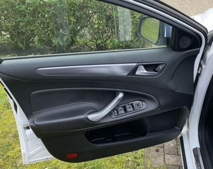 Білий Форд Мондео, об'ємом двигуна 2 л та пробігом 308 тис. км за 4662 $, фото 8 на Automoto.ua