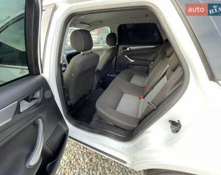 Белый Форд Мондео, объемом двигателя 2 л и пробегом 287 тыс. км за 7800 $, фото 14 на Automoto.ua