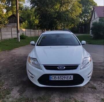 Белый Форд Мондео, объемом двигателя 2 л и пробегом 296 тыс. км за 7900 $, фото 2 на Automoto.ua