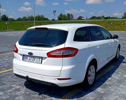 Білий Форд Мондео, об'ємом двигуна 2 л та пробігом 252 тис. км за 6950 $, фото 3 на Automoto.ua
