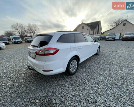 Белый Форд Мондео, объемом двигателя 2 л и пробегом 287 тыс. км за 7800 $, фото 3 на Automoto.ua