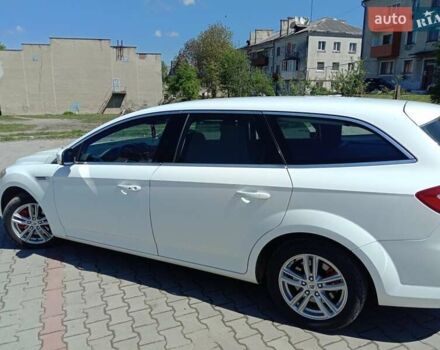 Білий Форд Мондео, об'ємом двигуна 2 л та пробігом 229 тис. км за 8300 $, фото 5 на Automoto.ua