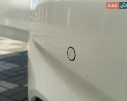 Белый Форд Мондео, объемом двигателя 2 л и пробегом 361 тыс. км за 12000 $, фото 49 на Automoto.ua