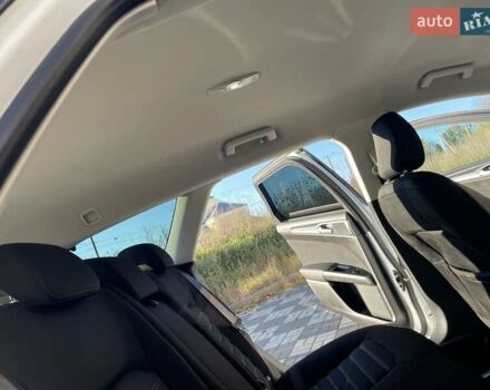 Белый Форд Мондео, объемом двигателя 2 л и пробегом 361 тыс. км за 12000 $, фото 38 на Automoto.ua