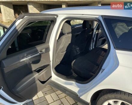 Белый Форд Мондео, объемом двигателя 2 л и пробегом 361 тыс. км за 12000 $, фото 33 на Automoto.ua