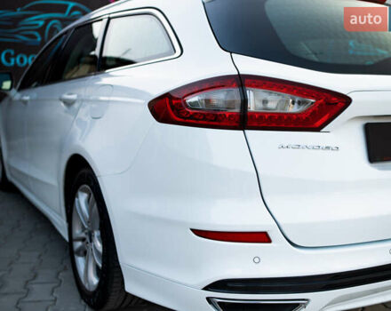 Белый Форд Мондео, объемом двигателя 2 л и пробегом 227 тыс. км за 14500 $, фото 31 на Automoto.ua