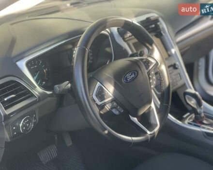 Белый Форд Мондео, объемом двигателя 2 л и пробегом 361 тыс. км за 12000 $, фото 30 на Automoto.ua