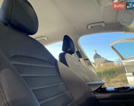 Белый Форд Мондео, объемом двигателя 2 л и пробегом 361 тыс. км за 12000 $, фото 48 на Automoto.ua