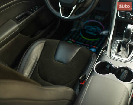 Белый Форд Мондео, объемом двигателя 2 л и пробегом 227 тыс. км за 14500 $, фото 67 на Automoto.ua