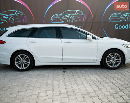 Белый Форд Мондео, объемом двигателя 2 л и пробегом 227 тыс. км за 14500 $, фото 11 на Automoto.ua