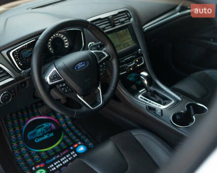 Белый Форд Мондео, объемом двигателя 2 л и пробегом 227 тыс. км за 14500 $, фото 43 на Automoto.ua