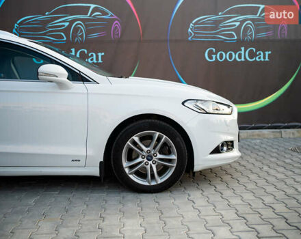 Белый Форд Мондео, объемом двигателя 2 л и пробегом 227 тыс. км за 14500 $, фото 12 на Automoto.ua