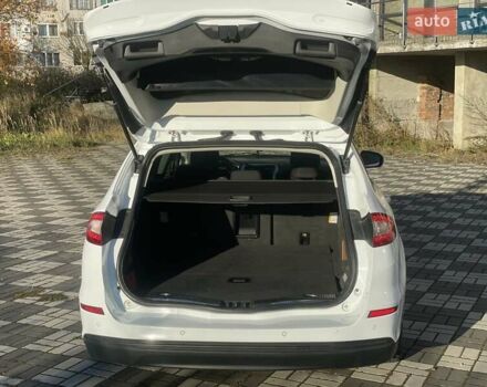 Белый Форд Мондео, объемом двигателя 2 л и пробегом 361 тыс. км за 12000 $, фото 26 на Automoto.ua