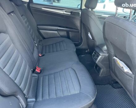 Белый Форд Мондео, объемом двигателя 2 л и пробегом 345 тыс. км за 10890 $, фото 12 на Automoto.ua