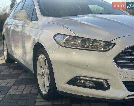 Белый Форд Мондео, объемом двигателя 2 л и пробегом 361 тыс. км за 12000 $, фото 25 на Automoto.ua
