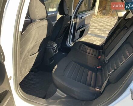 Белый Форд Мондео, объемом двигателя 2 л и пробегом 361 тыс. км за 12000 $, фото 36 на Automoto.ua