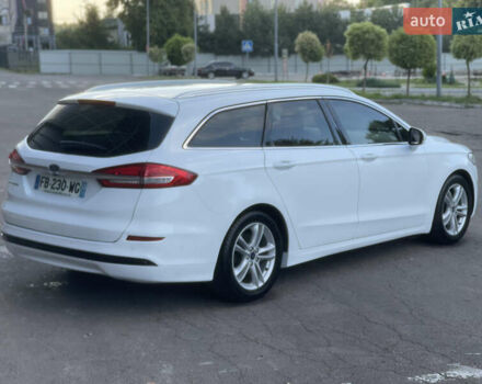 Білий Форд Мондео, об'ємом двигуна 2 л та пробігом 182 тис. км за 14200 $, фото 4 на Automoto.ua