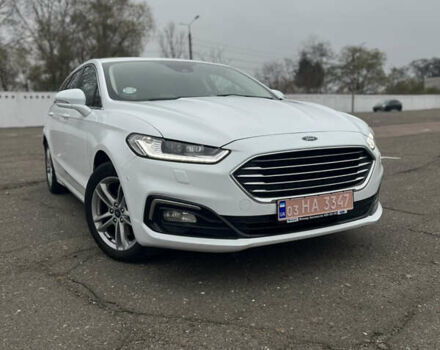 Белый Форд Мондео, объемом двигателя 2 л и пробегом 115 тыс. км за 17499 $, фото 3 на Automoto.ua