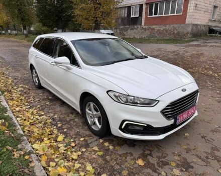 Белый Форд Мондео, объемом двигателя 2 л и пробегом 159 тыс. км за 13700 $, фото 4 на Automoto.ua
