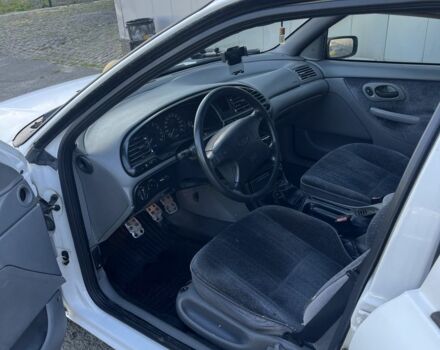 Білий Форд Мондео, об'ємом двигуна 1.6 л та пробігом 318 тис. км за 1700 $, фото 4 на Automoto.ua