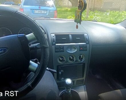 Белый Форд Мондео, объемом двигателя 2 л и пробегом 0 тыс. км за 2700 $, фото 8 на Automoto.ua