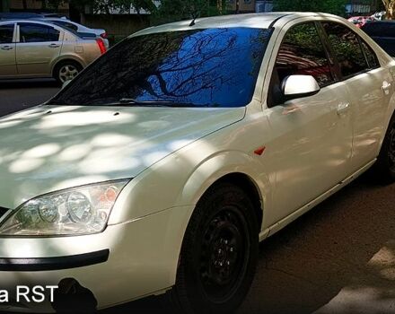 Белый Форд Мондео, объемом двигателя 2 л и пробегом 0 тыс. км за 2700 $, фото 1 на Automoto.ua