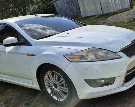 Белый Форд Мондео, объемом двигателя 2.5 л и пробегом 338 тыс. км за 7200 $, фото 12 на Automoto.ua