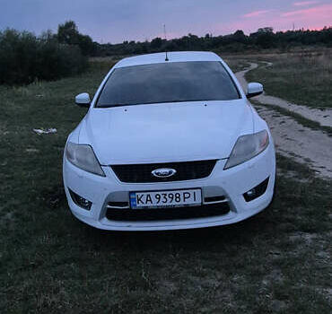 Белый Форд Мондео, объемом двигателя 2.5 л и пробегом 338 тыс. км за 7200 $, фото 2 на Automoto.ua