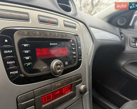 Белый Форд Мондео, объемом двигателя 2 л и пробегом 295 тыс. км за 6900 $, фото 20 на Automoto.ua