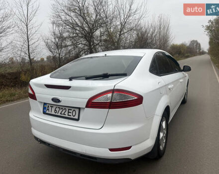 Белый Форд Мондео, объемом двигателя 2 л и пробегом 295 тыс. км за 6900 $, фото 8 на Automoto.ua