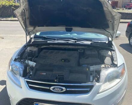 Белый Форд Мондео, объемом двигателя 2 л и пробегом 166 тыс. км за 9400 $, фото 5 на Automoto.ua