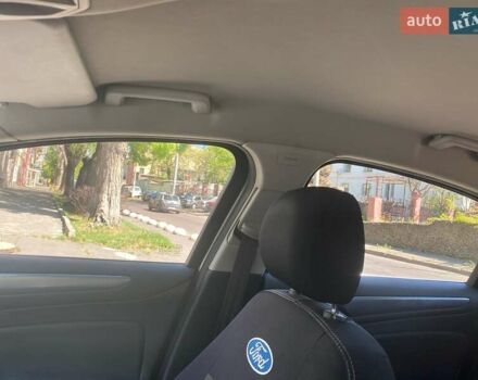 Белый Форд Мондео, объемом двигателя 2 л и пробегом 166 тыс. км за 9400 $, фото 18 на Automoto.ua