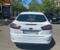 Белый Форд Мондео, объемом двигателя 2 л и пробегом 166 тыс. км за 9400 $, фото 3 на Automoto.ua