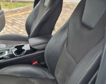 Белый Форд Мондео, объемом двигателя 2 л и пробегом 297 тыс. км за 13900 $, фото 48 на Automoto.ua