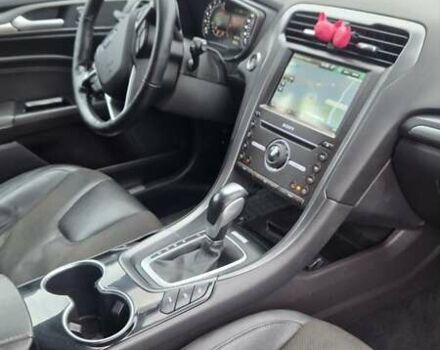 Белый Форд Мондео, объемом двигателя 2 л и пробегом 297 тыс. км за 13900 $, фото 40 на Automoto.ua