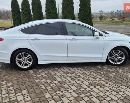 Белый Форд Мондео, объемом двигателя 2 л и пробегом 297 тыс. км за 13900 $, фото 6 на Automoto.ua