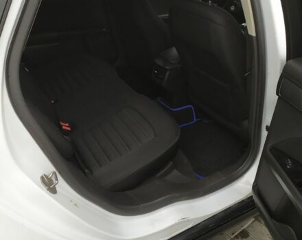 Белый Форд Мондео, объемом двигателя 1.6 л и пробегом 196 тыс. км за 10500 $, фото 9 на Automoto.ua