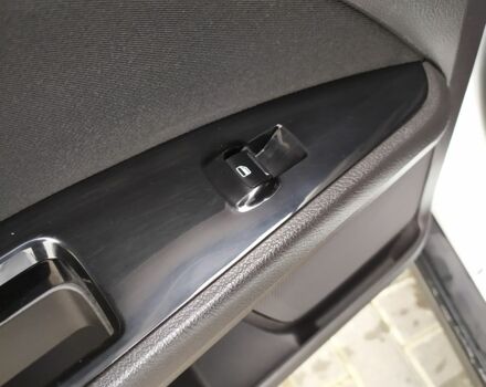 Белый Форд Мондео, объемом двигателя 1.6 л и пробегом 196 тыс. км за 10500 $, фото 15 на Automoto.ua